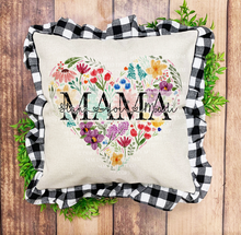 Load image into Gallery viewer, Floral Heart Bundle