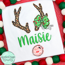 Load image into Gallery viewer, Girl&#39;s Reindeer Name Plate - BEAN APPLIQUE

