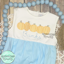 Load image into Gallery viewer, Pumpkins in a Row - SKETCH EMBROIDERY